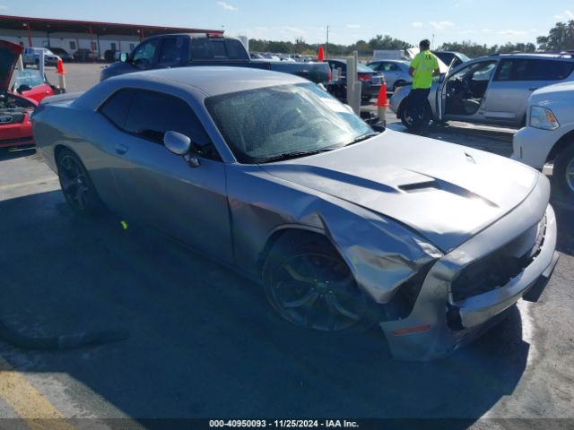 dodge challenger 2018 2c3cdzag3jh138828