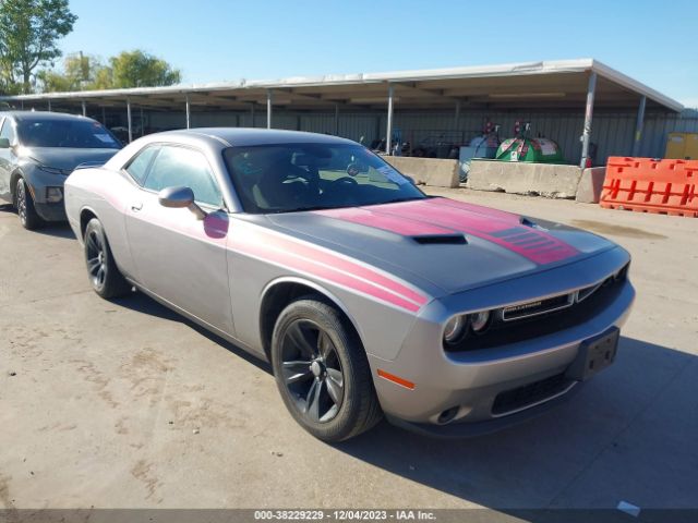 dodge challenger 2018 2c3cdzag4jh241742