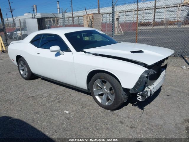 dodge challenger 2018 2c3cdzag4jh317735