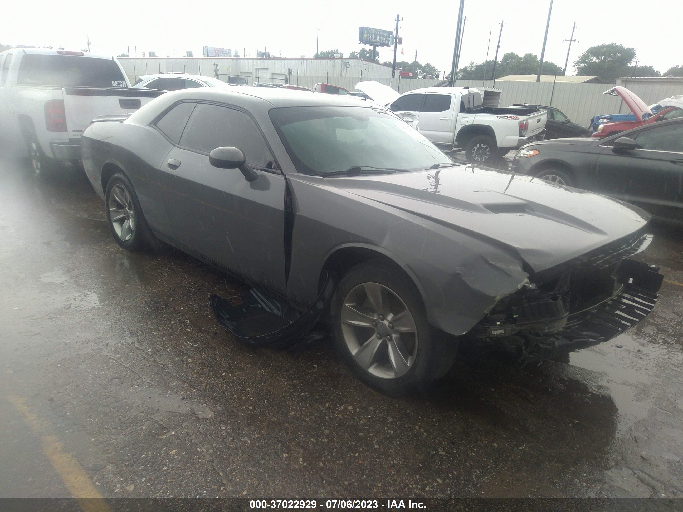 dodge challenger 2018 2c3cdzag5jh325164