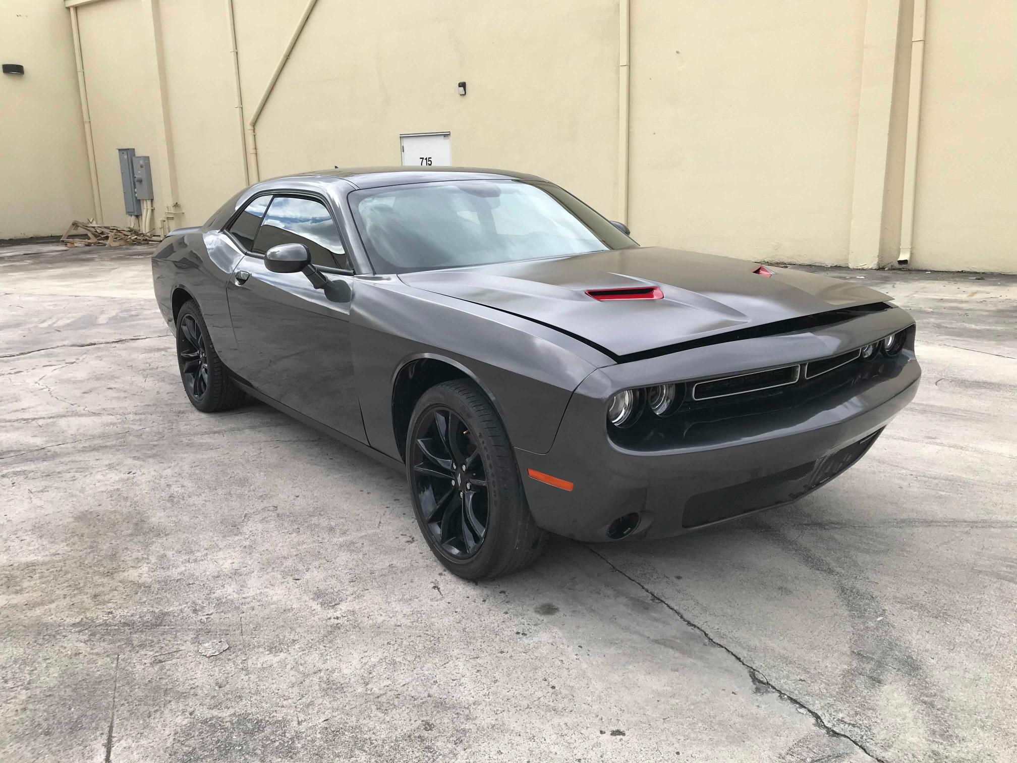 dodge challenger 2018 2c3cdzag7jh132675