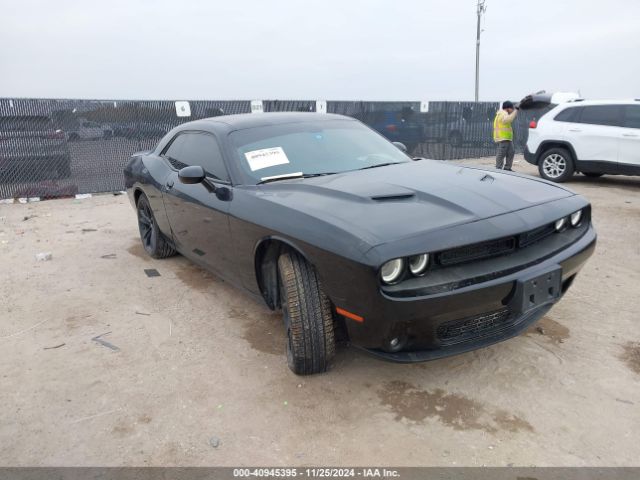 dodge challenger 2017 2c3cdzag8hh554142