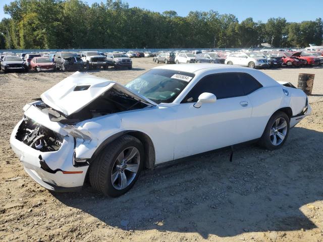 dodge challenger 2018 2c3cdzagxjh321739