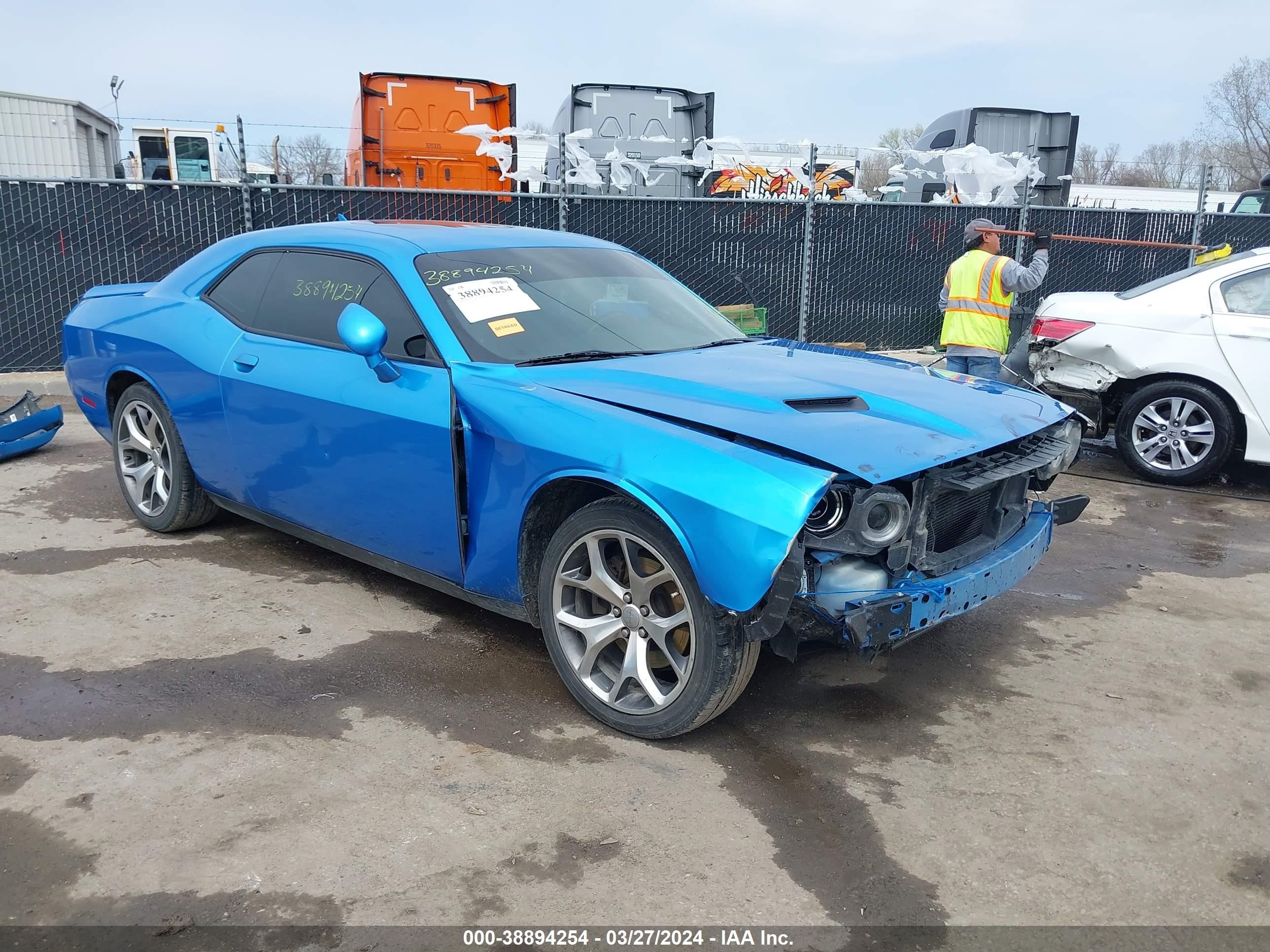 dodge challenger 2015 2c3cdzbg9fh913719