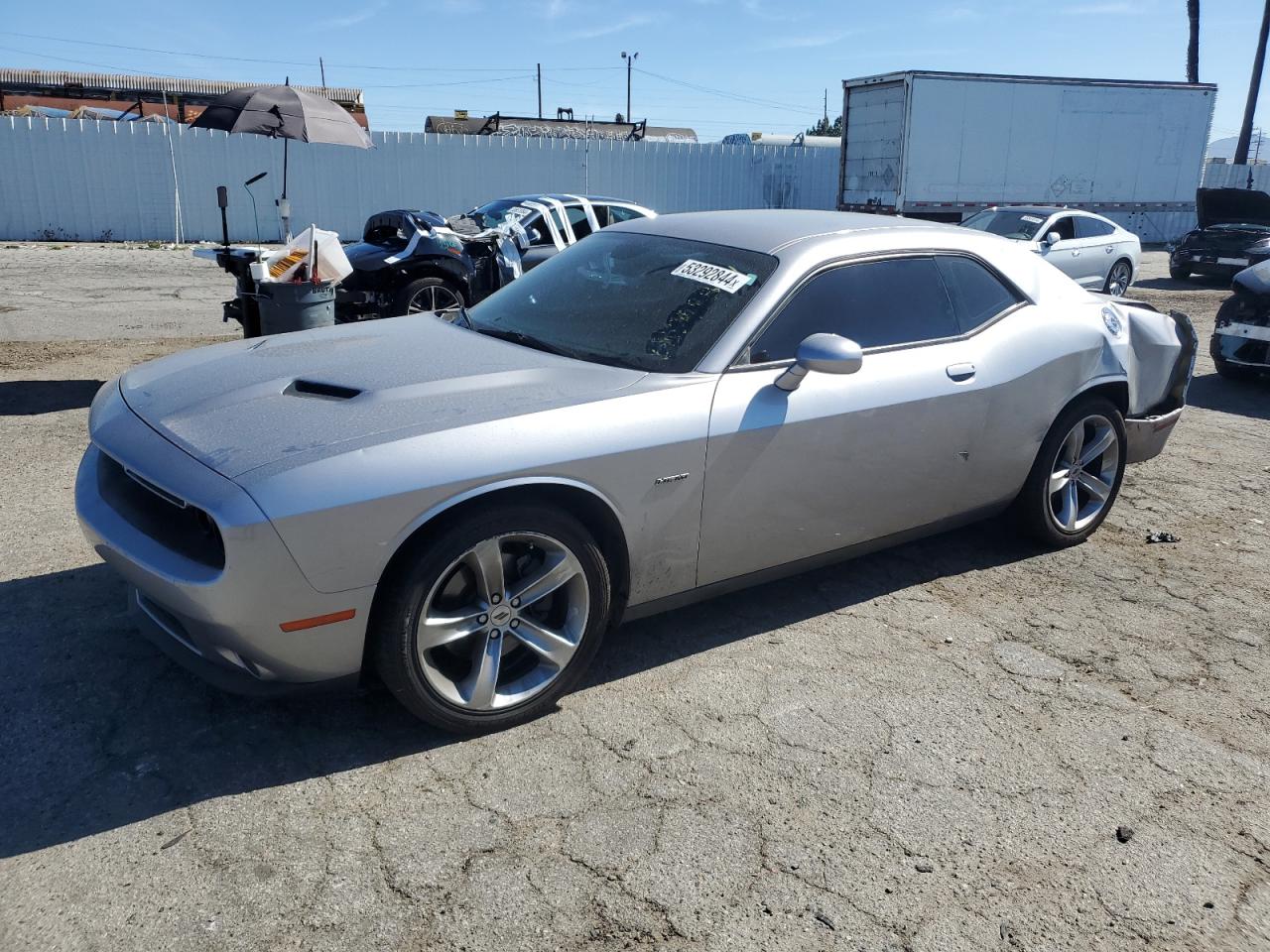 dodge challenger 2017 2c3cdzbt2hh587326