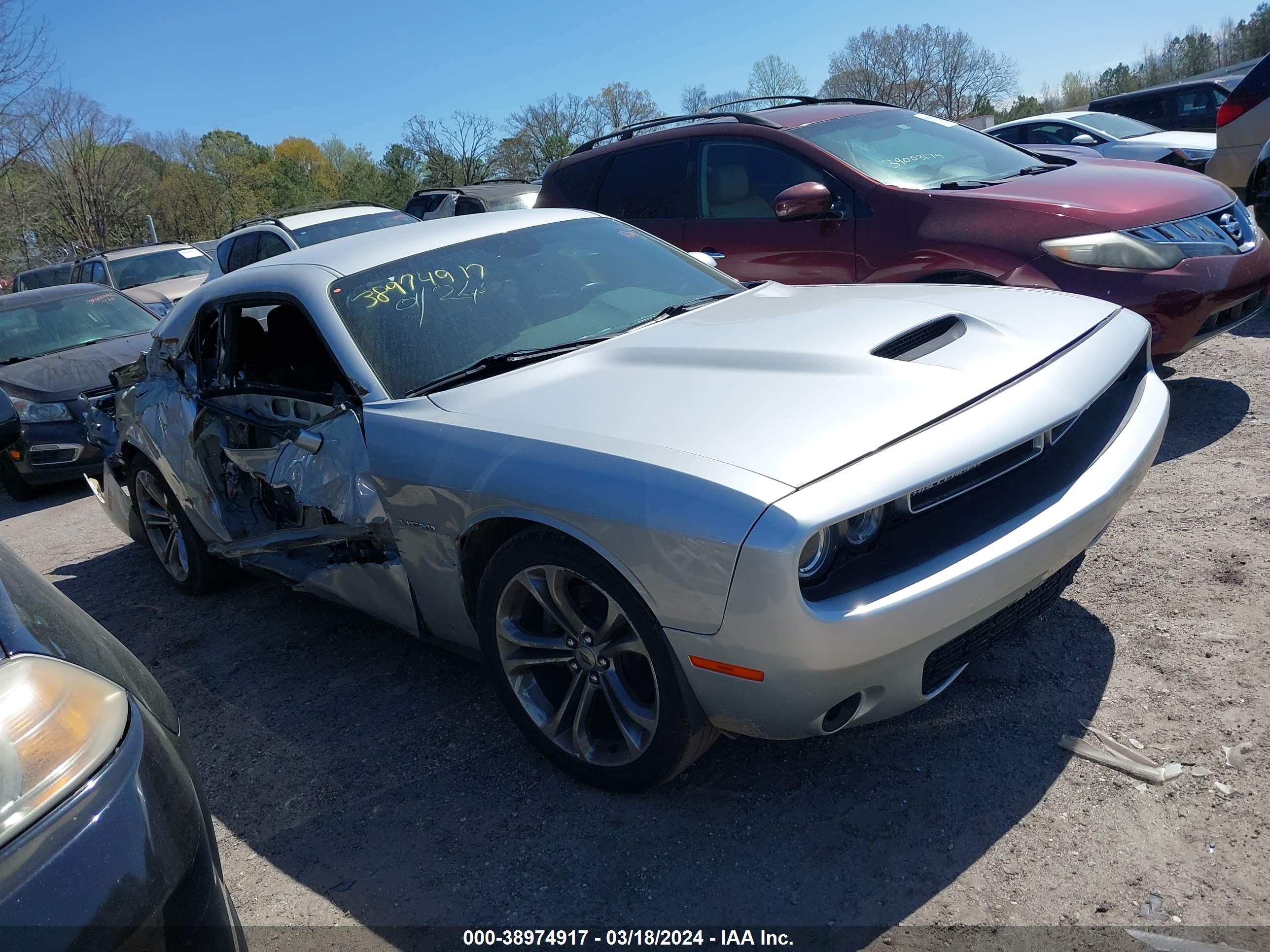 dodge challenger 2021 2c3cdzbt2mh586364