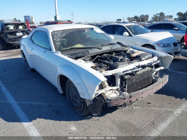 dodge challenger 2018 2c3cdzbt3jh155026