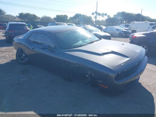 dodge challenger 2018 2c3cdzbt3jh259953