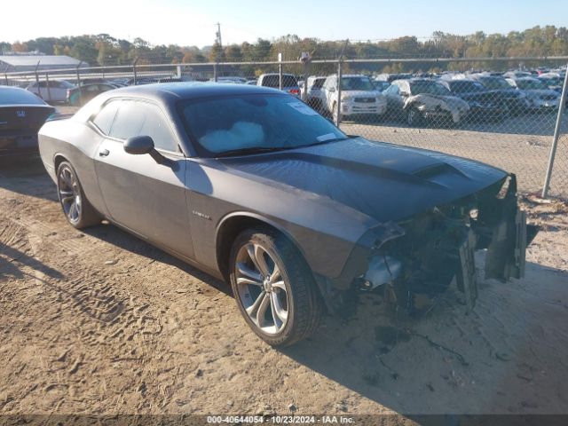 dodge challenger 2022 2c3cdzbt3nh151158