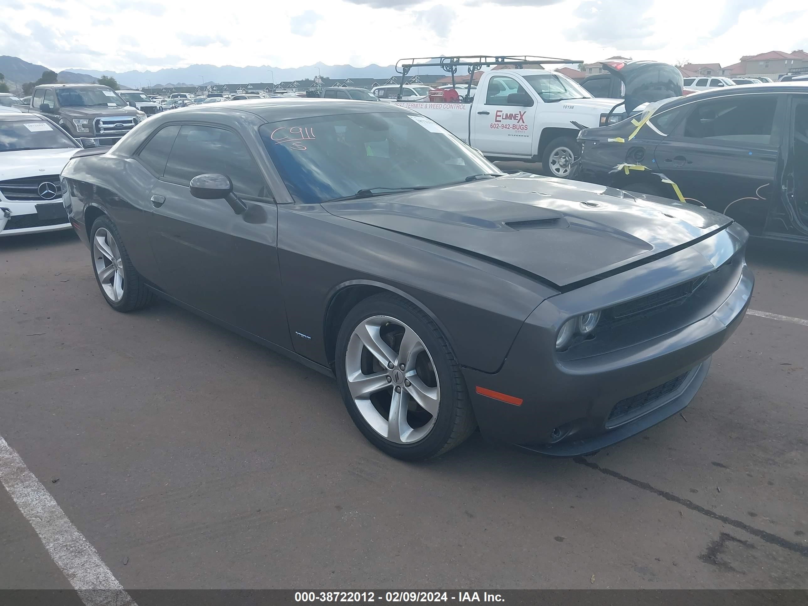 dodge challenger 2018 2c3cdzbt4jh168724