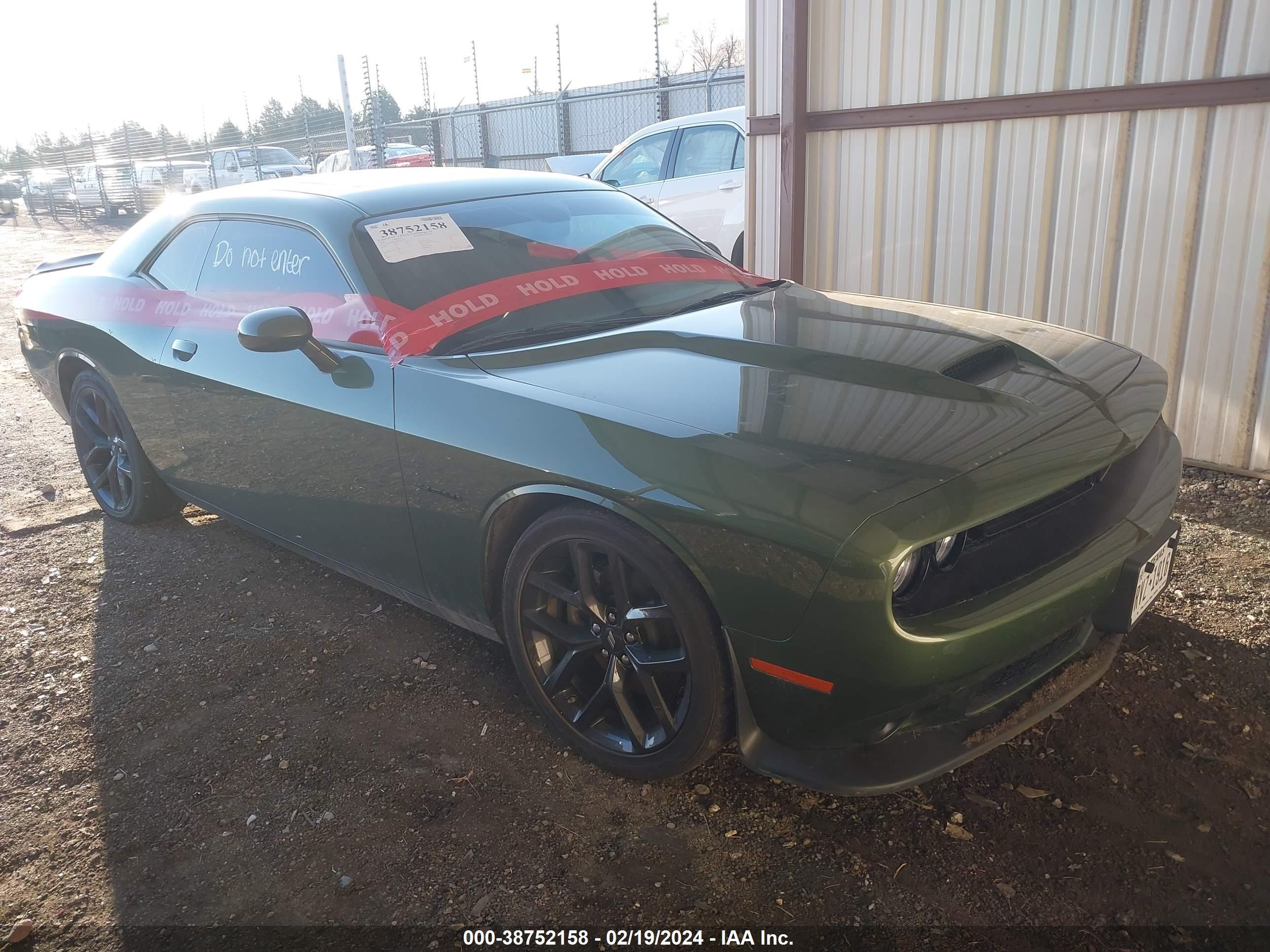 dodge challenger 2022 2c3cdzbt4nh233920