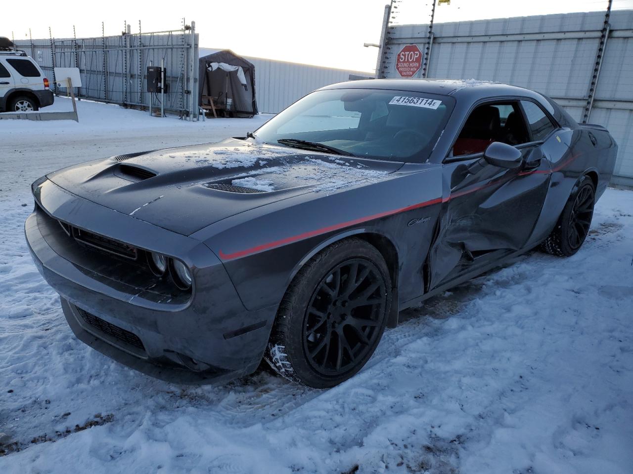 dodge challenger 2015 2c3cdzbt5fh869201