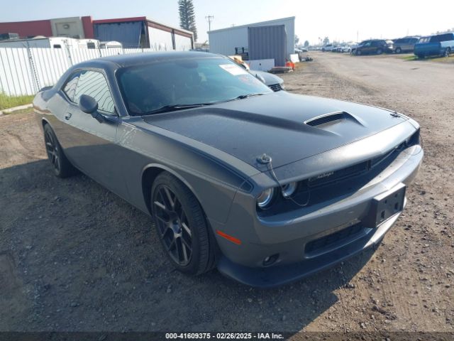 dodge challenger 2017 2c3cdzbt5hh567328