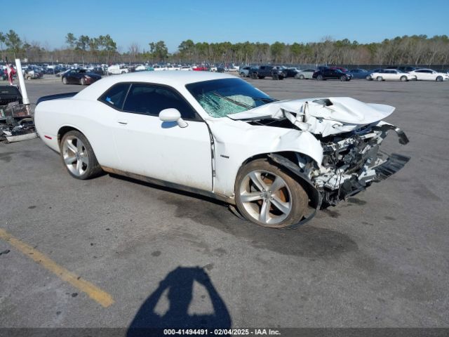 dodge challenger 2018 2c3cdzbt7jh208956