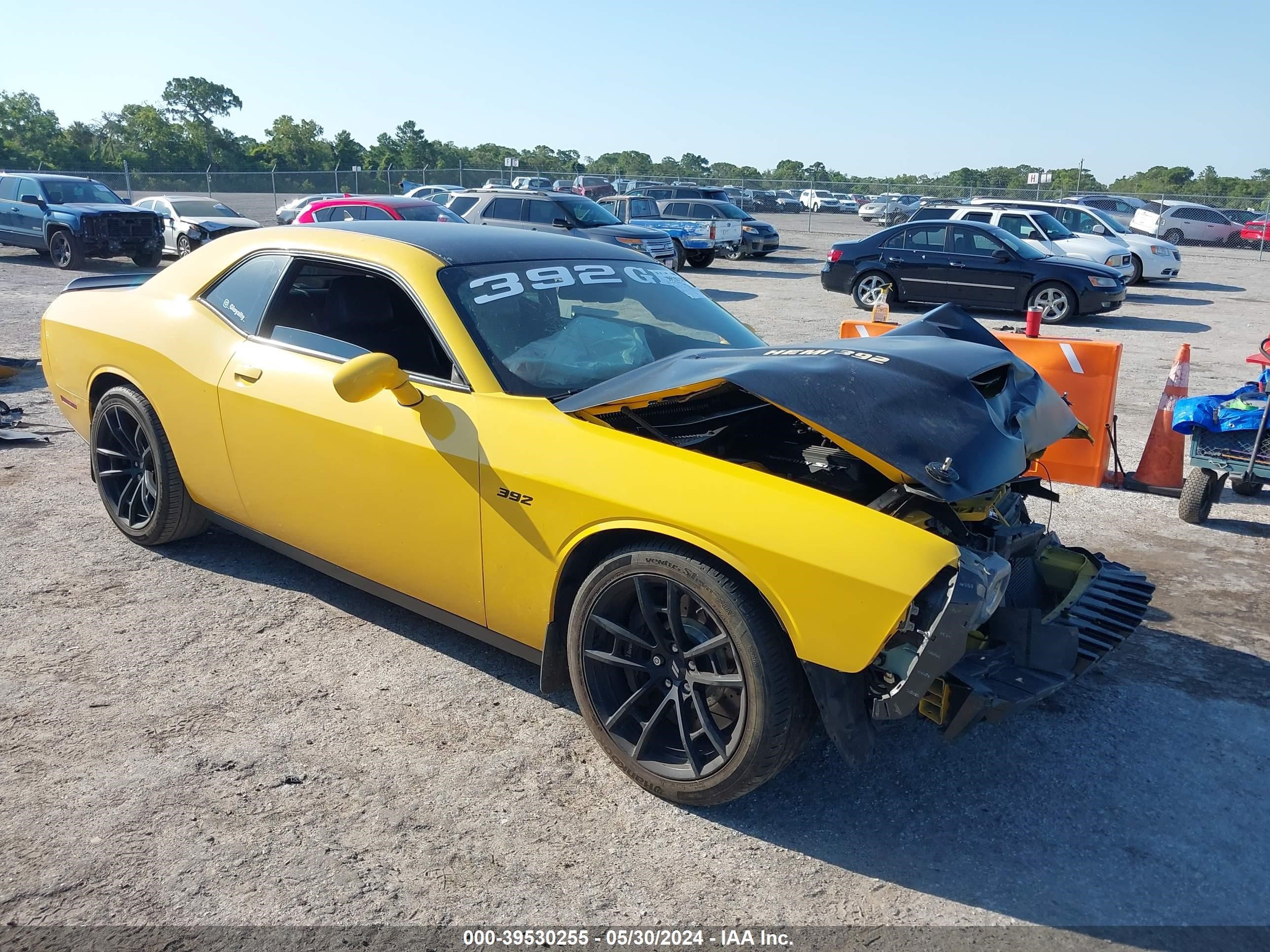 dodge challenger 2018 2c3cdzfj4jh138342