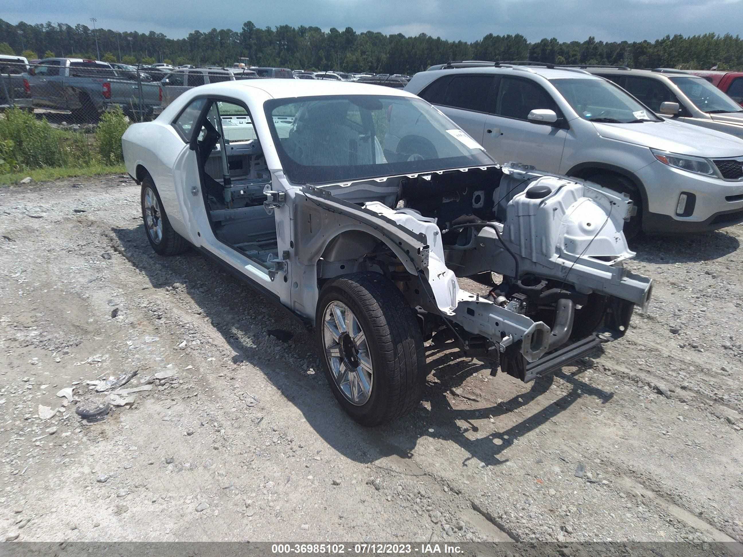 dodge challenger 2022 2c3cdzfj4nh237068