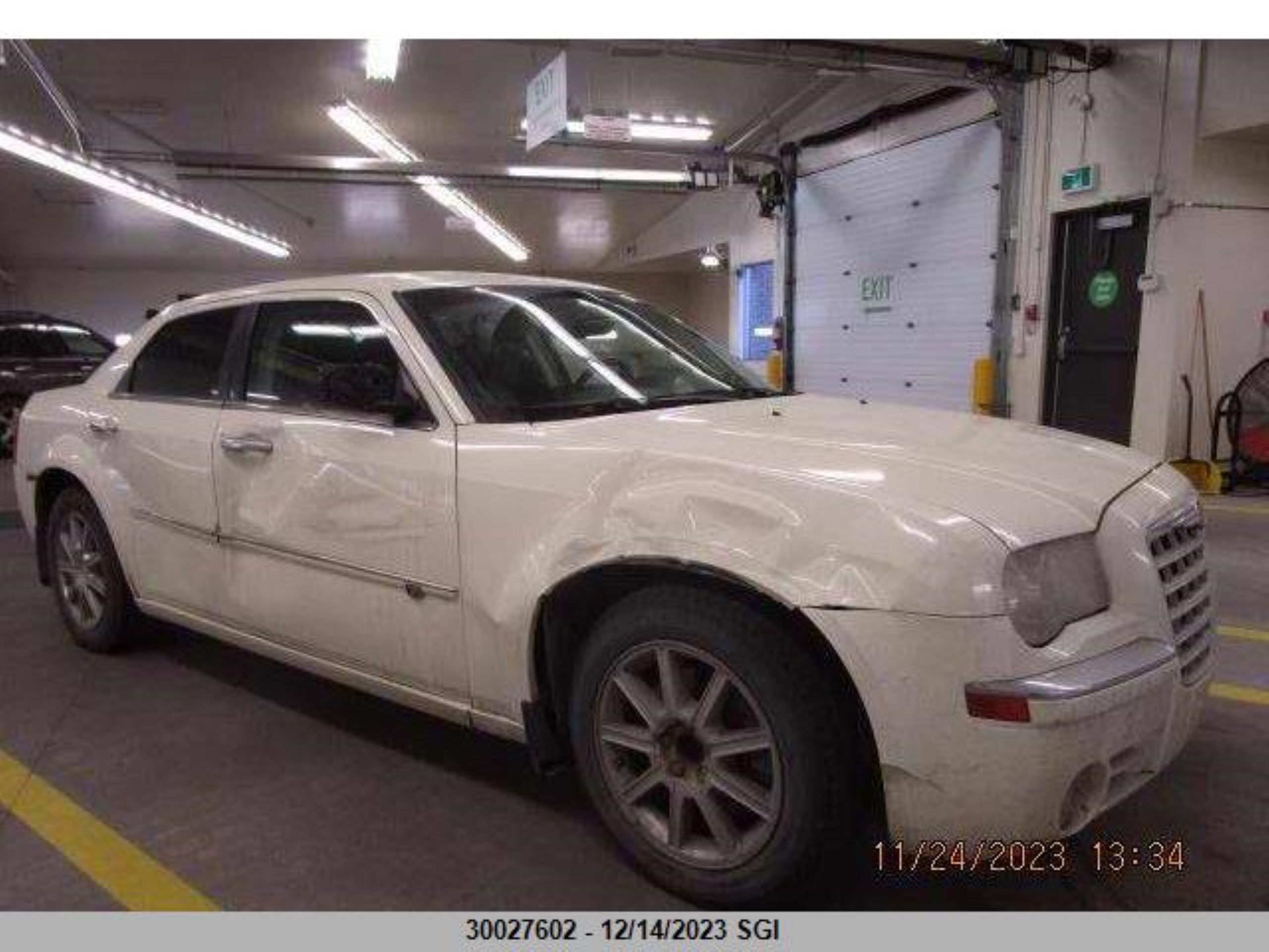 chrysler 300c 2010 2c3ck6ct7ah142198