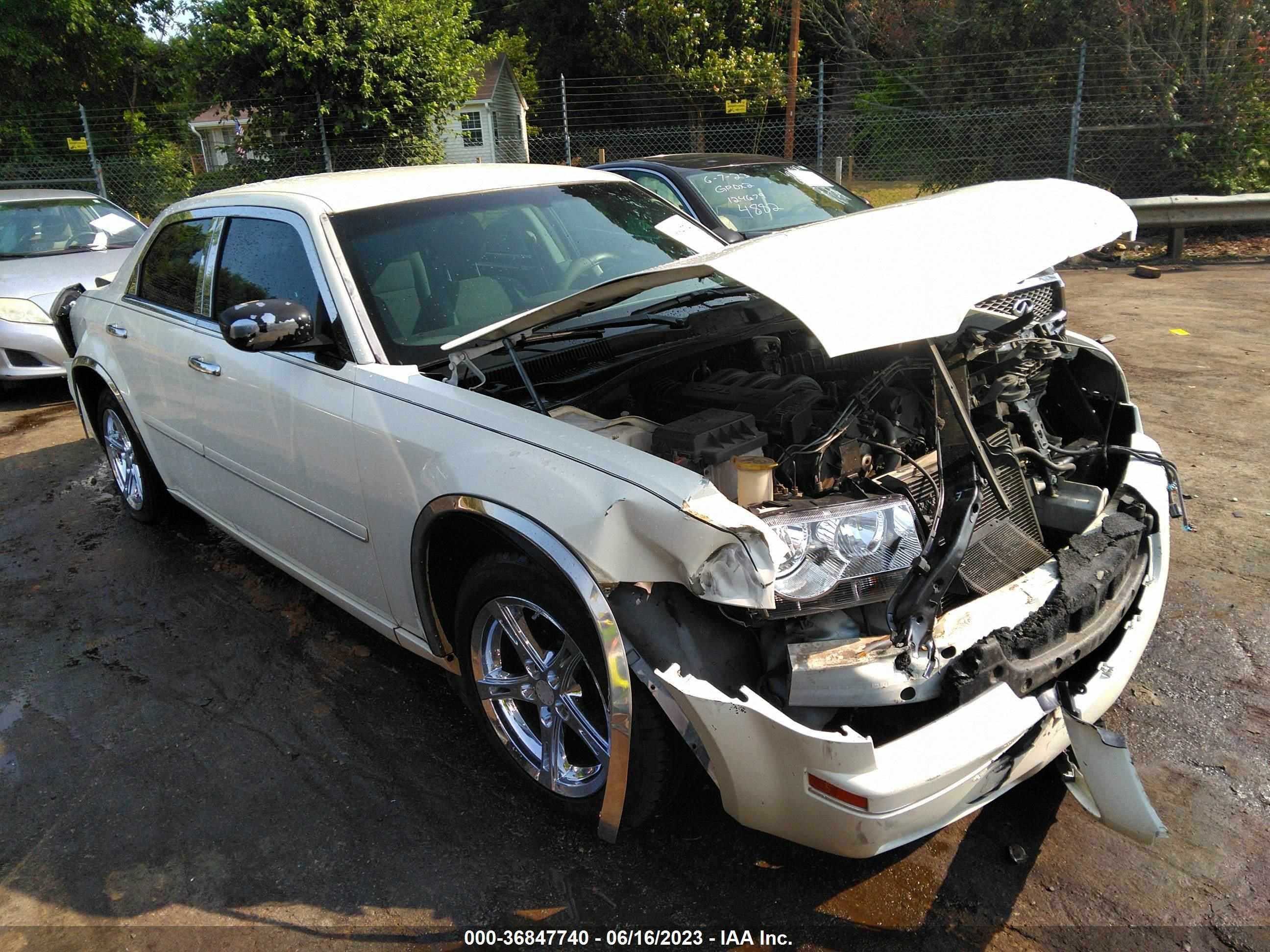 chrysler 300 2005 2c3ja43r85h632951