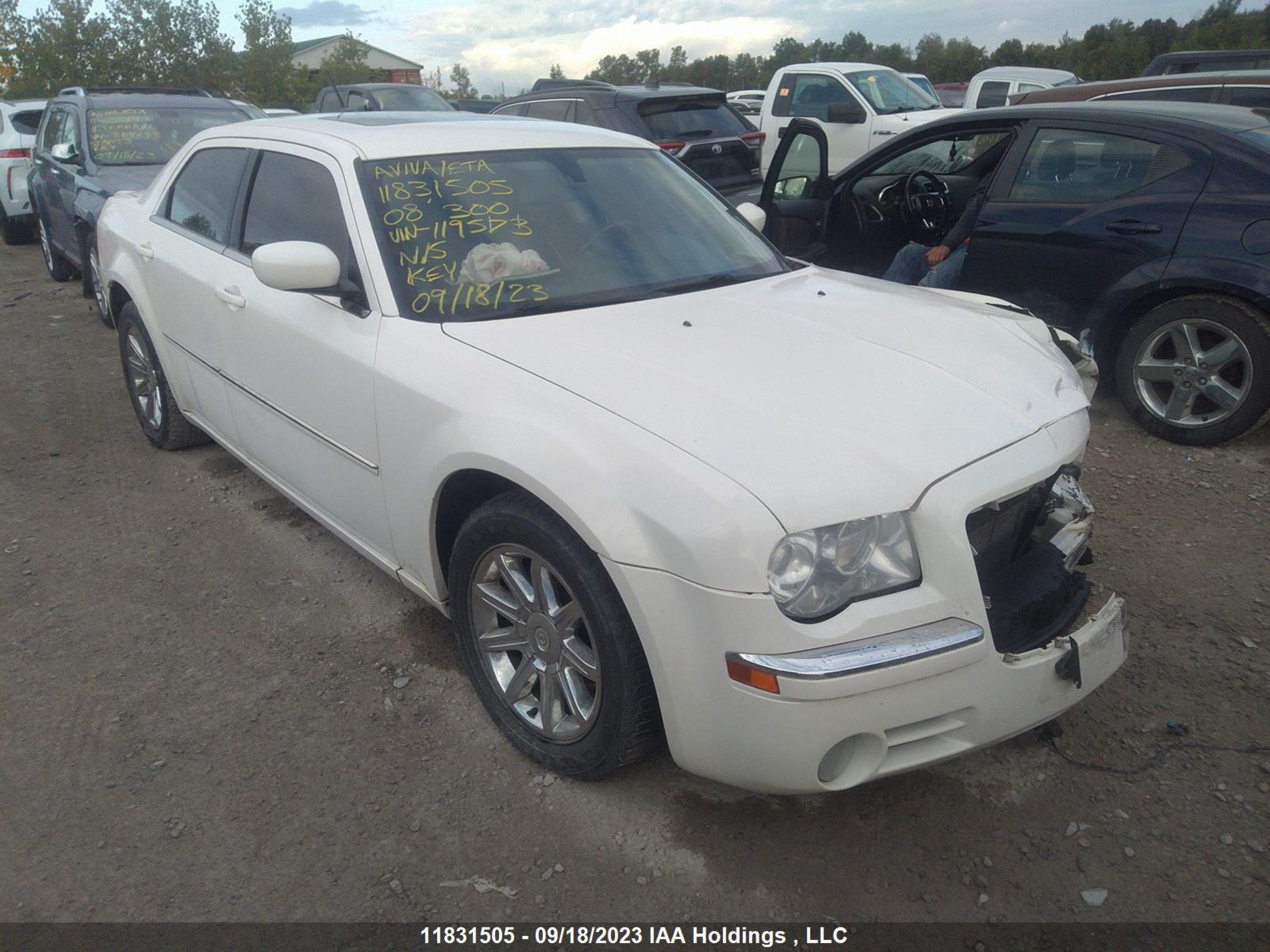 chrysler 300 2008 2c3ka33gx8h119573