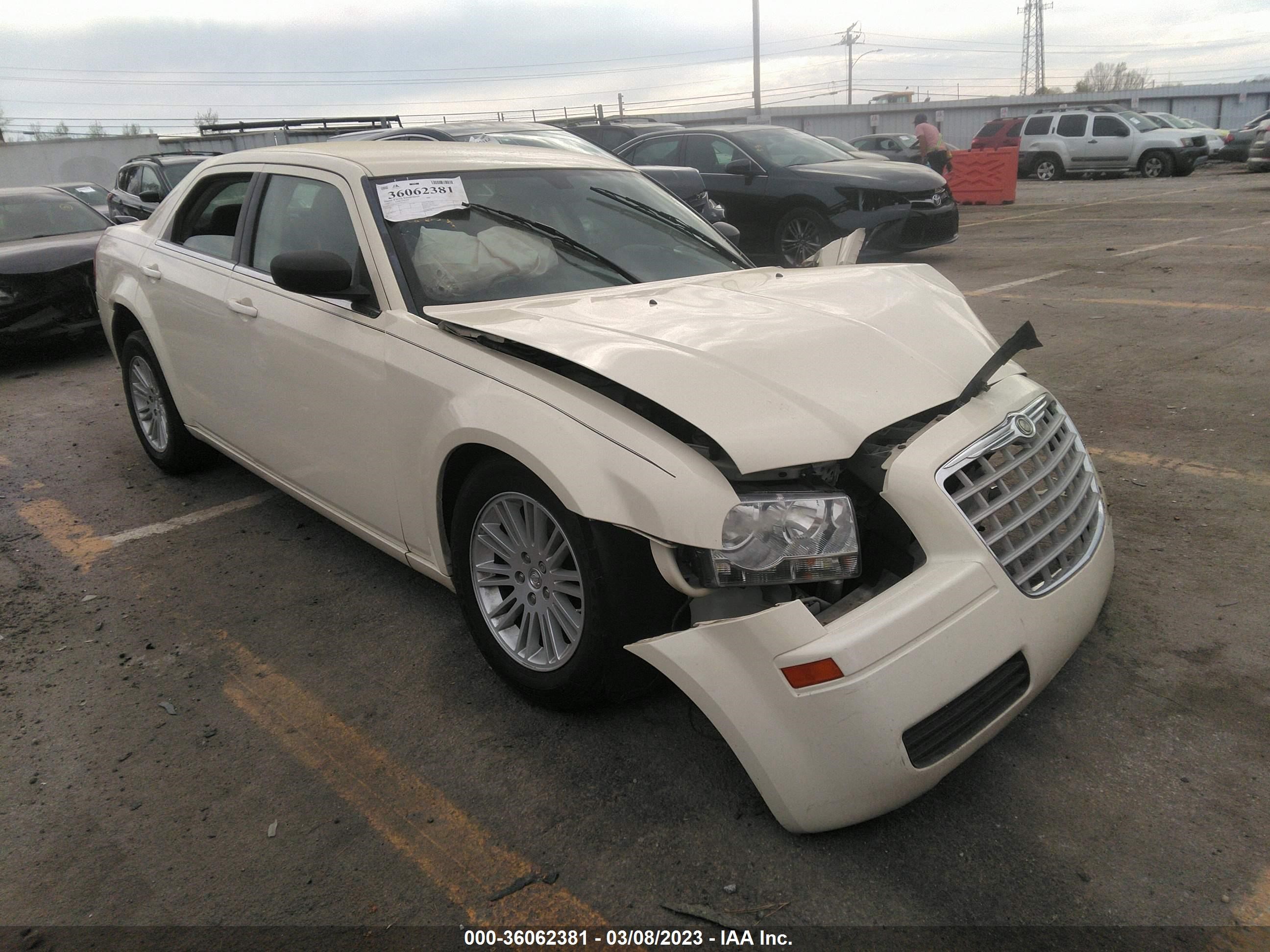 chrysler 300 2009 2c3ka43d79h554452