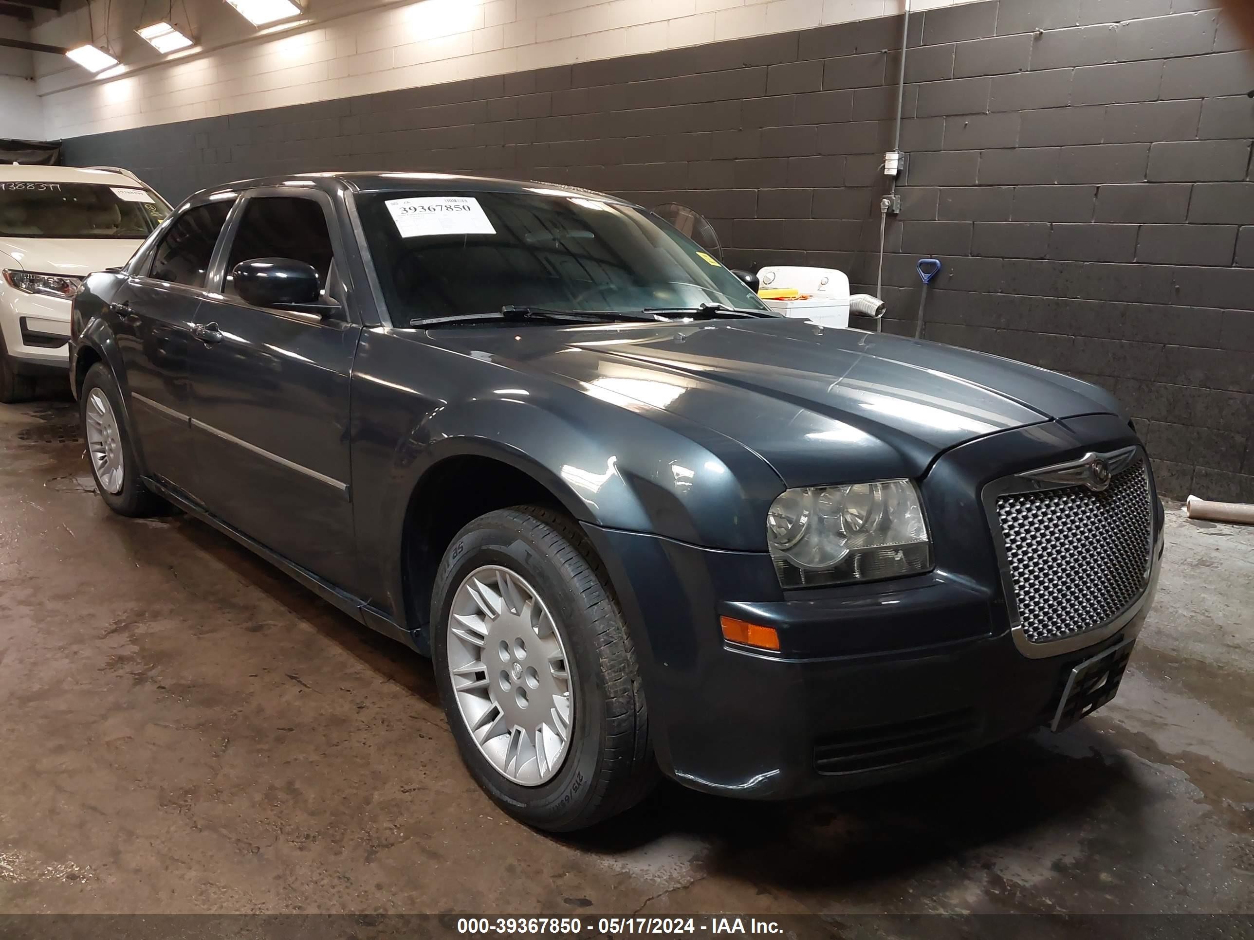 chrysler 300 2007 2c3ka43r07h840054