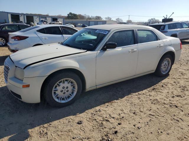 chrysler 300 2007 2c3ka43r17h604917