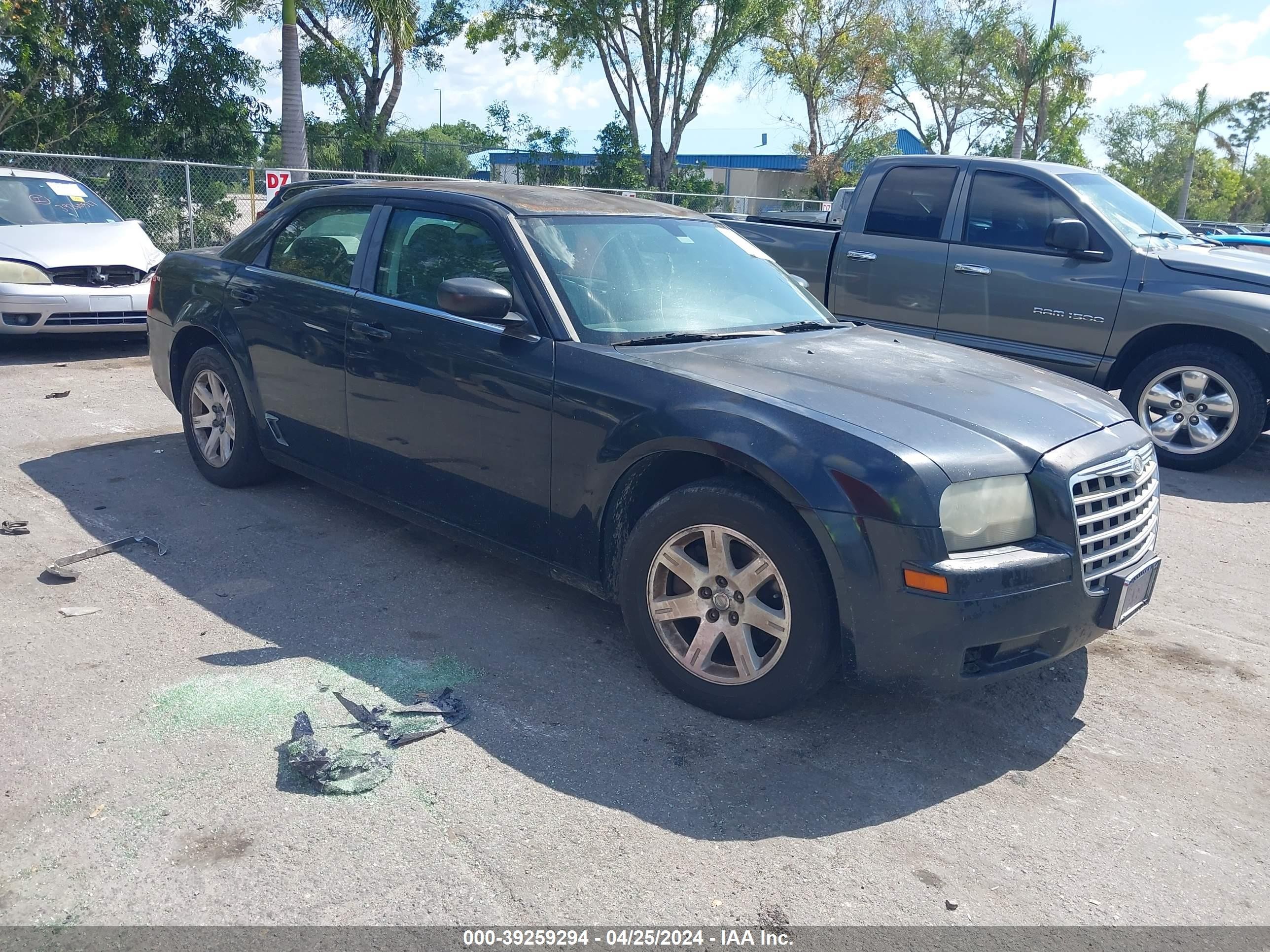 chrysler 300 2007 2c3ka43r37h762286