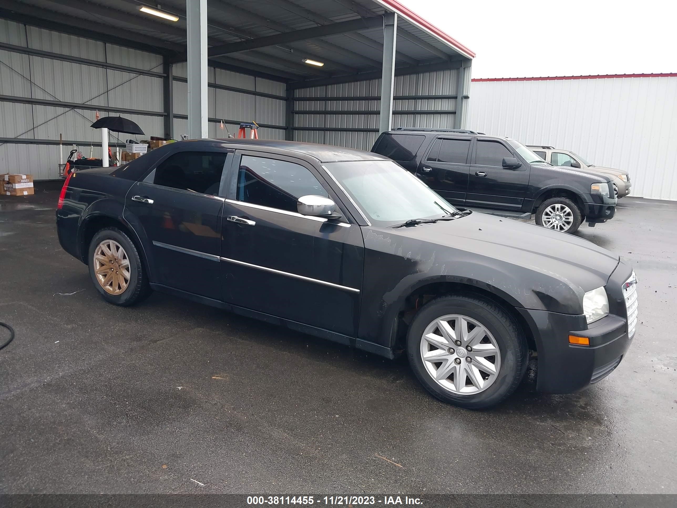 chrysler 300 2008 2c3ka43r68h122140