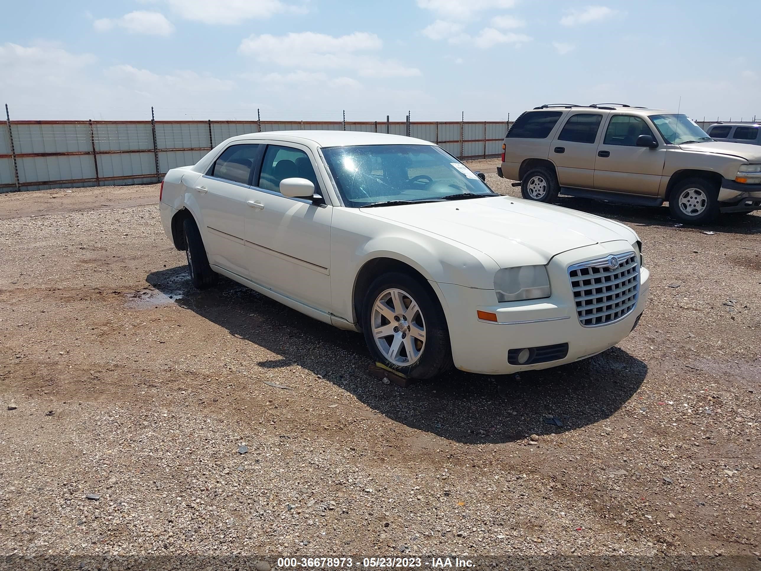 chrysler 300 2007 2c3ka53g37h820918