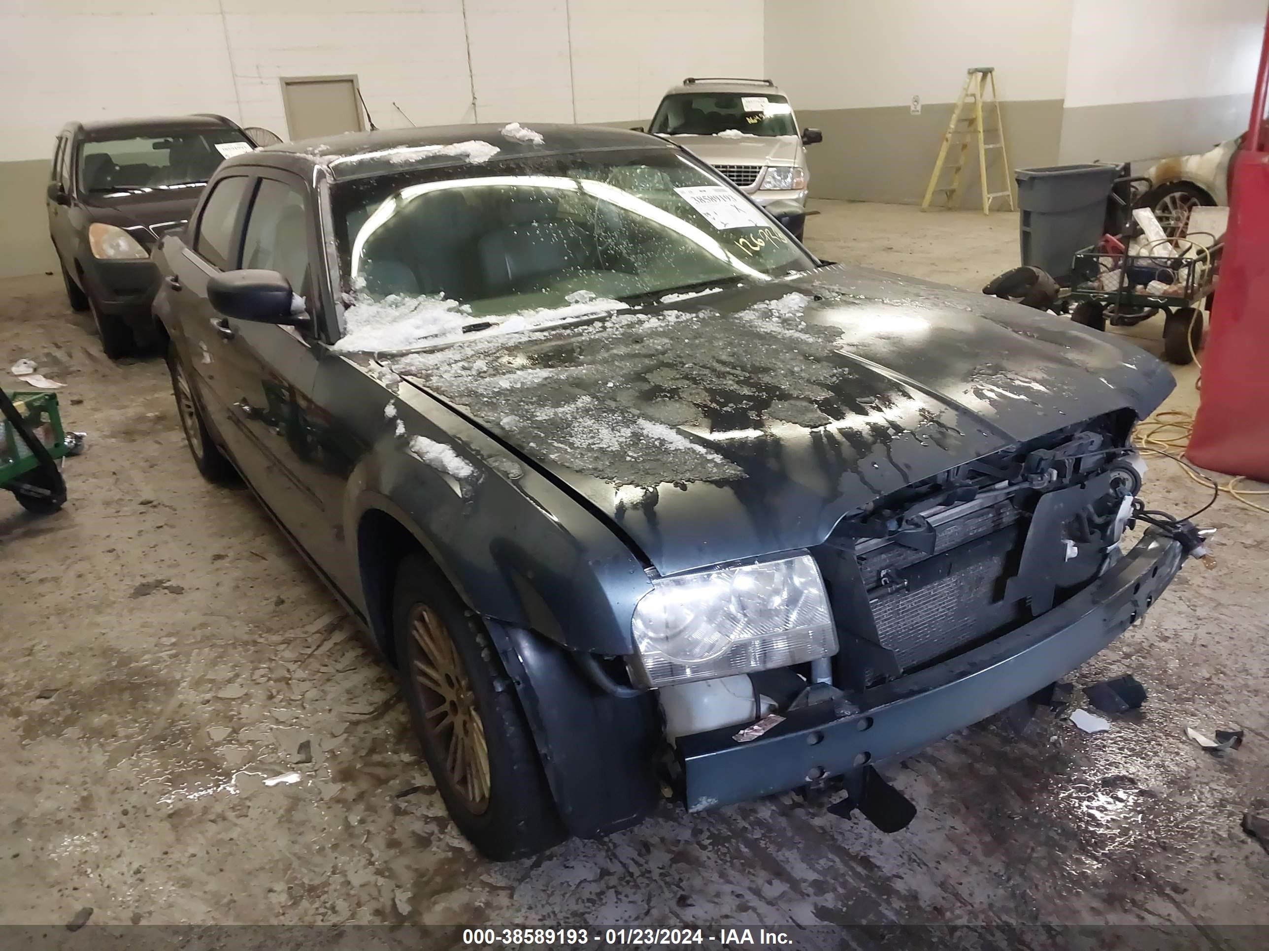 chrysler 300 2008 2c3ka53g68h126936