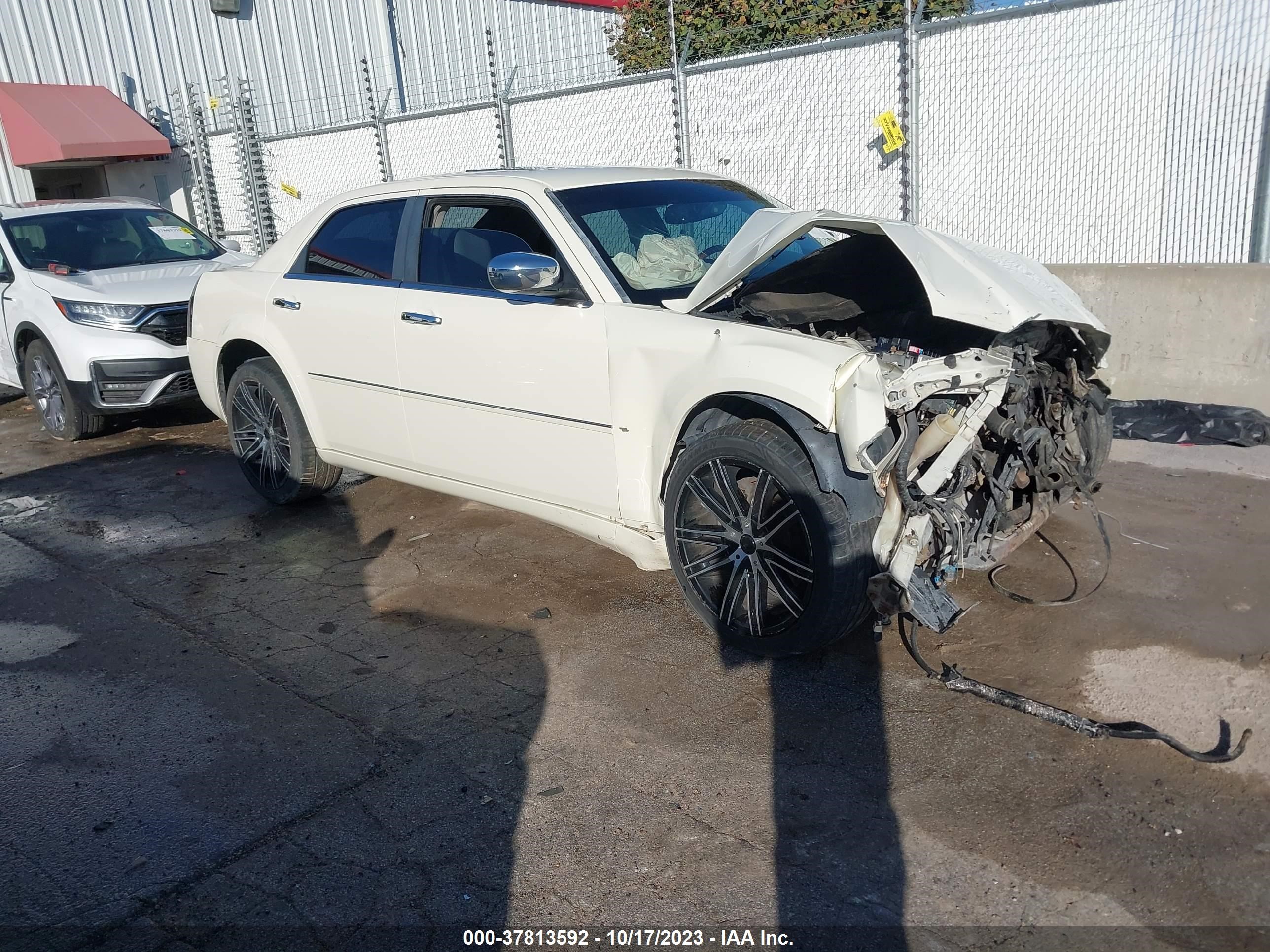 chrysler 300c 2007 2c3ka63h57h812091