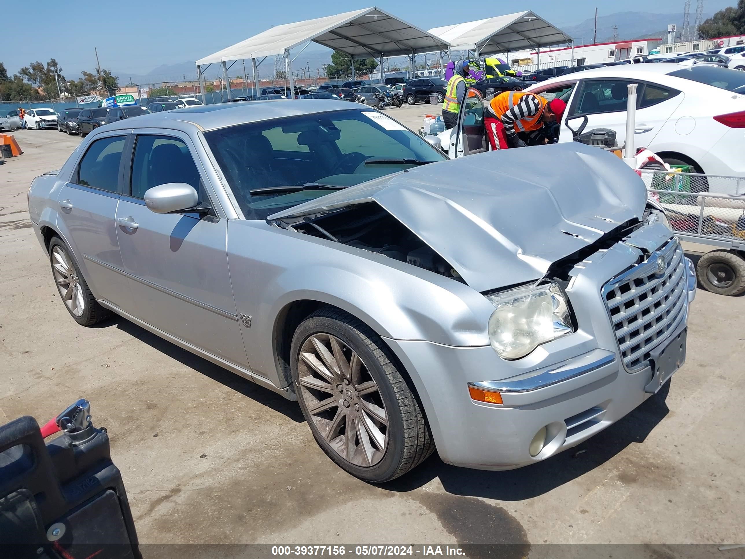 chrysler 300c 2007 2c3ka63h77h790904