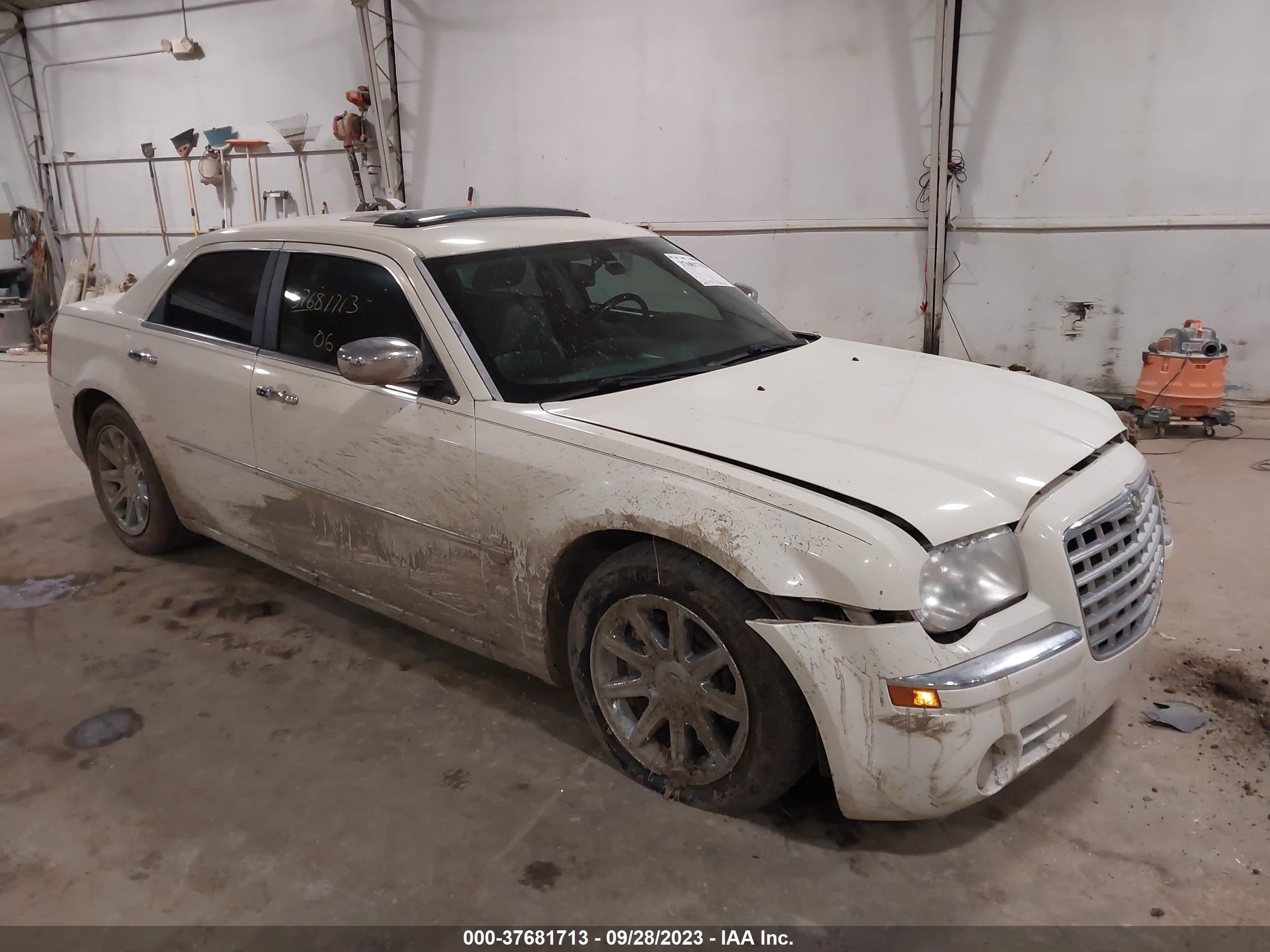 chrysler 300 2006 2c3ka63h86h506971