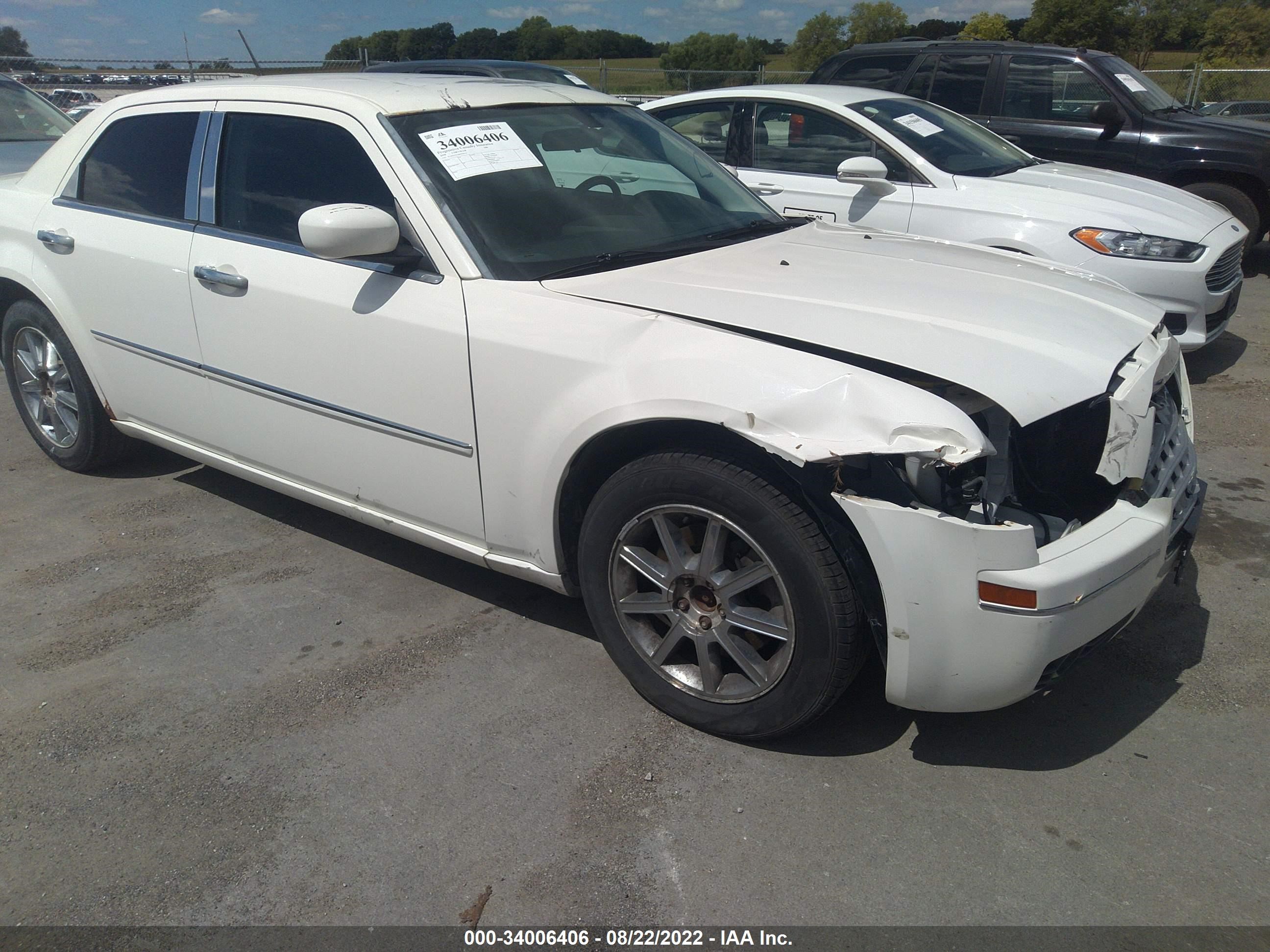 chrysler 300 2008 2c3kk53g18h250318