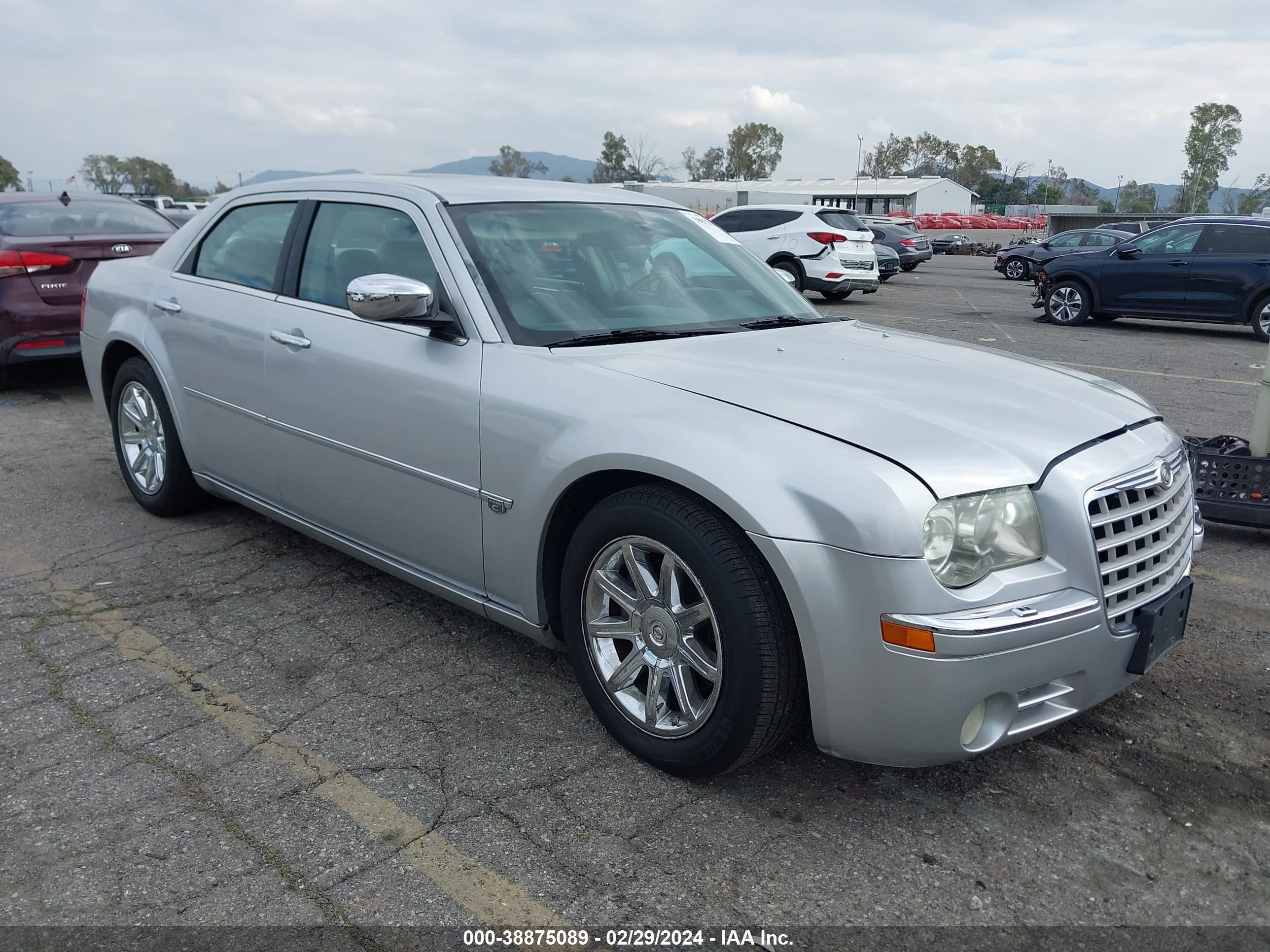 chrysler 300c 2006 2c3la63h26h111043