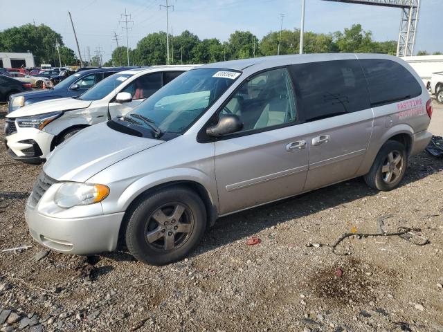 chrysler minivan 2005 2c4gp44r45r166948