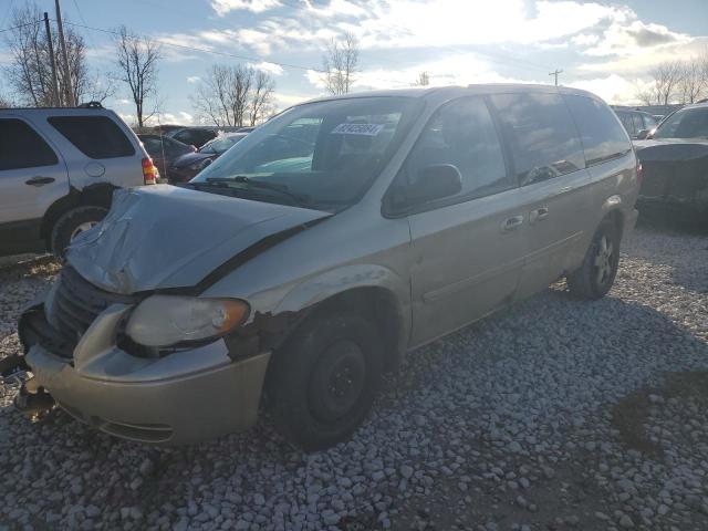 chrysler town & cou 2005 2c4gp44r55r174914