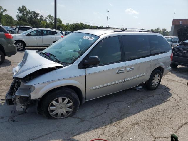 chrysler town & cou 2005 2c4gp54l25r144304