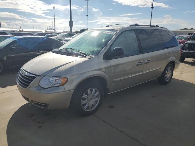 chrysler town & cou 2005 2c4gp54l35r118360