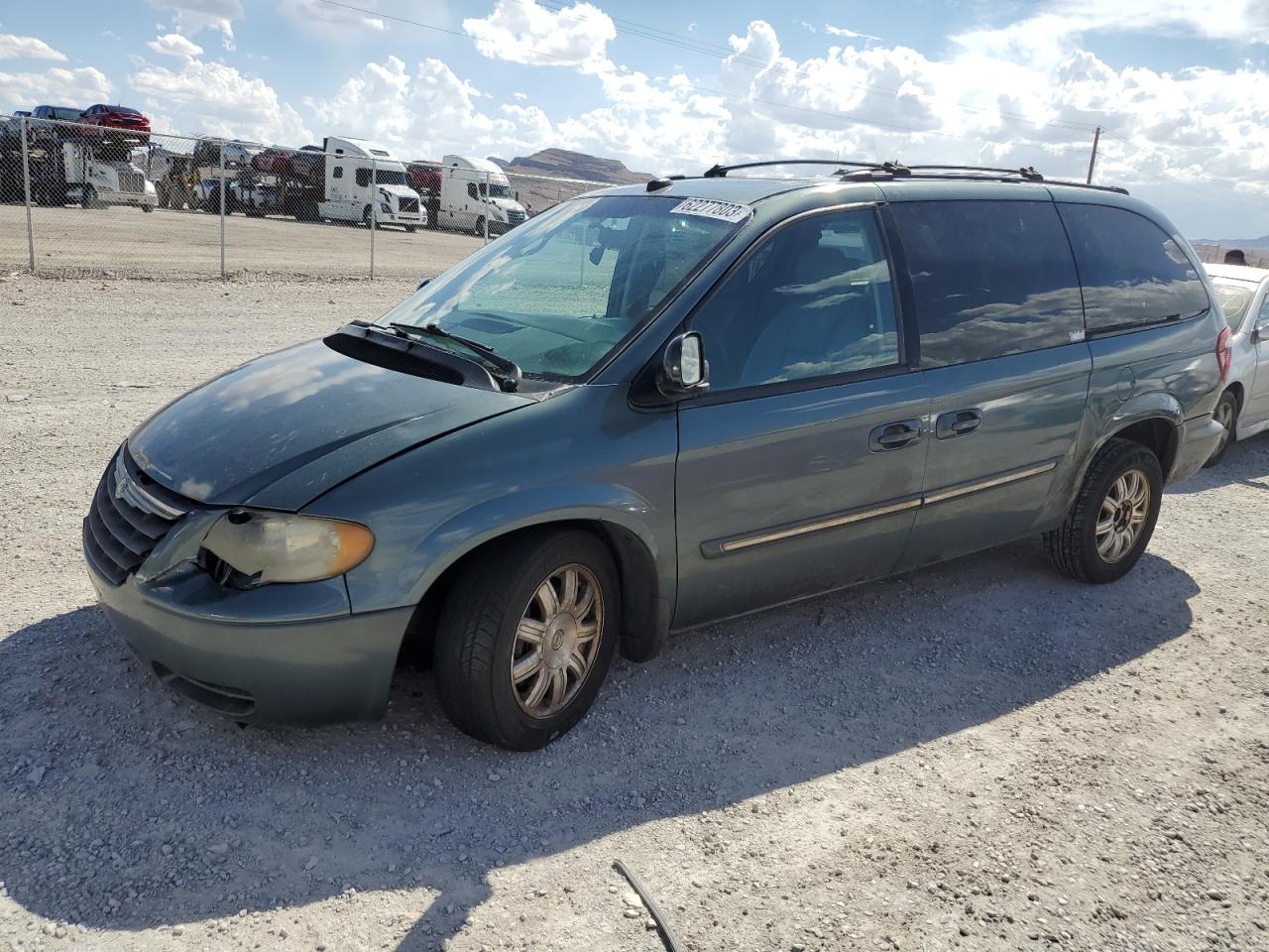 chrysler town & country 2005 2c4gp54l35r575508