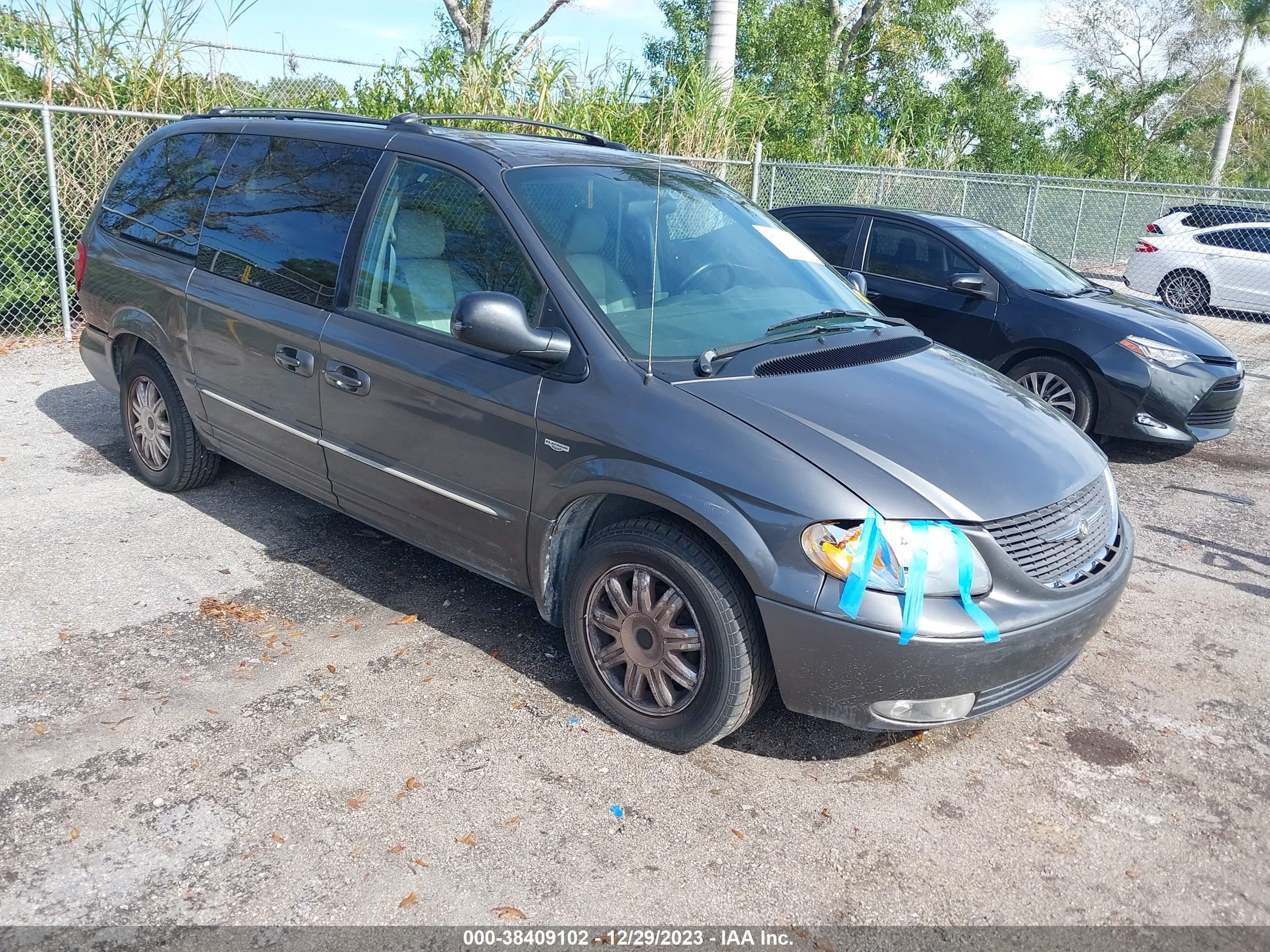 chrysler town & country 2004 2c4gp54l44r546520