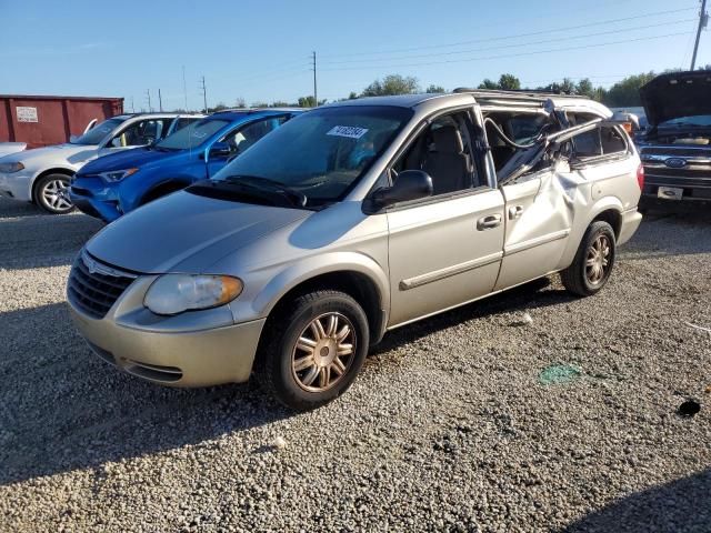 chrysler town & cou 2005 2c4gp54l45r144059