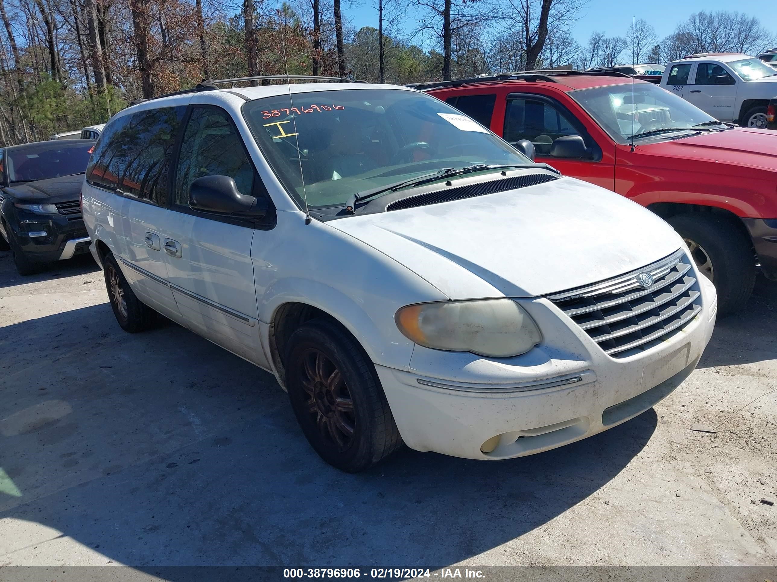 chrysler town & country 2005 2c4gp54l75r125389