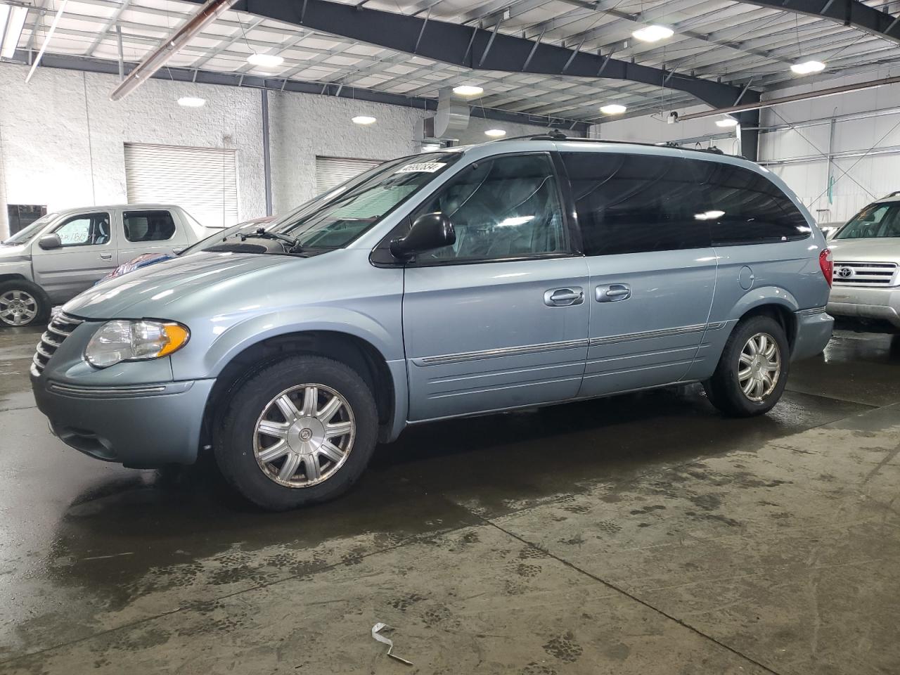 chrysler town & country 2005 2c4gp54l85r158370