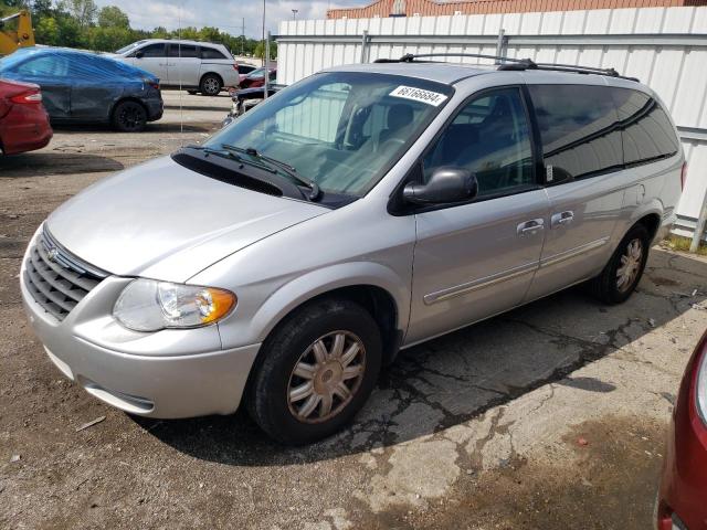 chrysler town & cou 2005 2c4gp54l85r587296