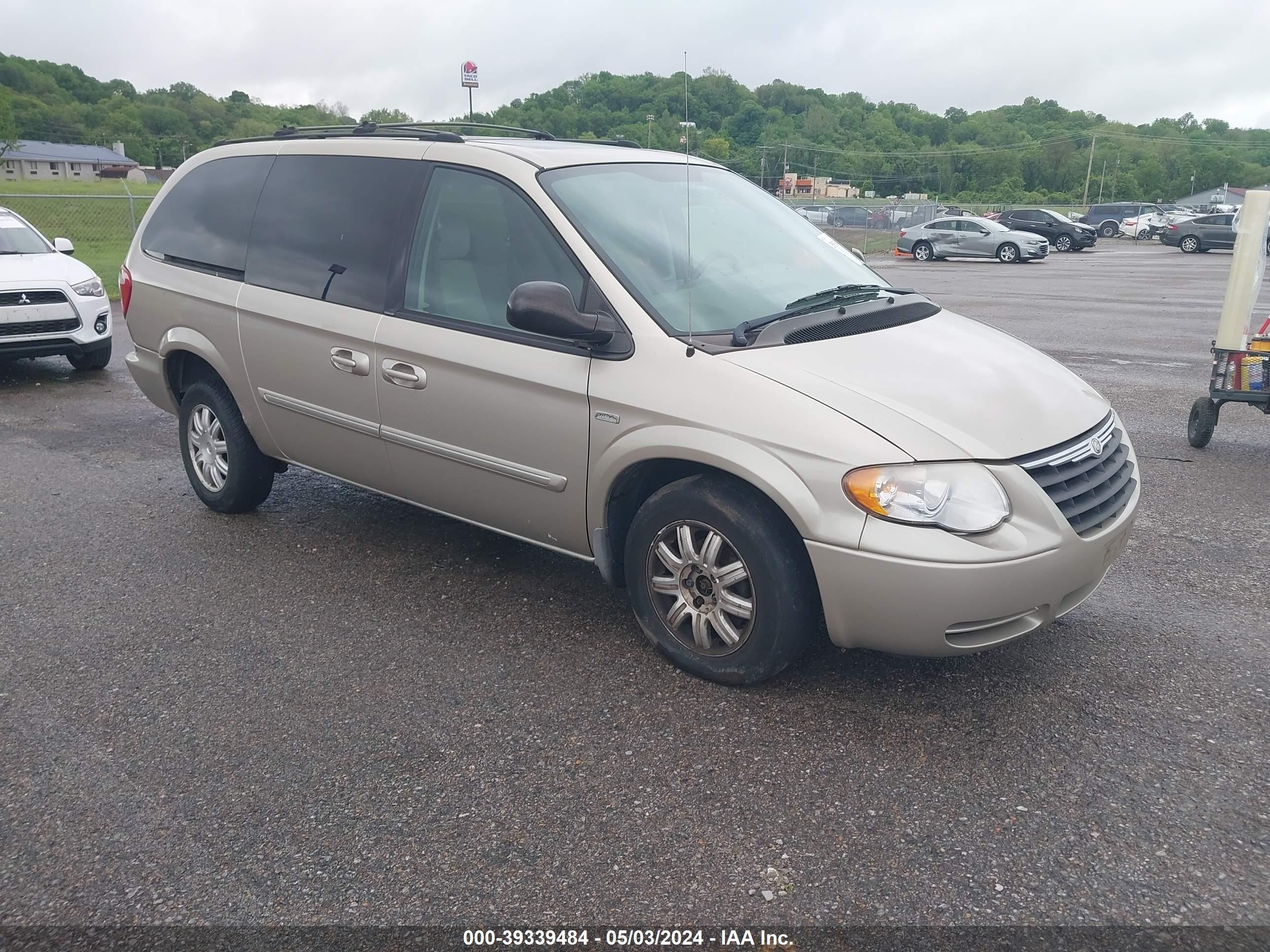 chrysler town & country 2005 2c4gp54l95r395806