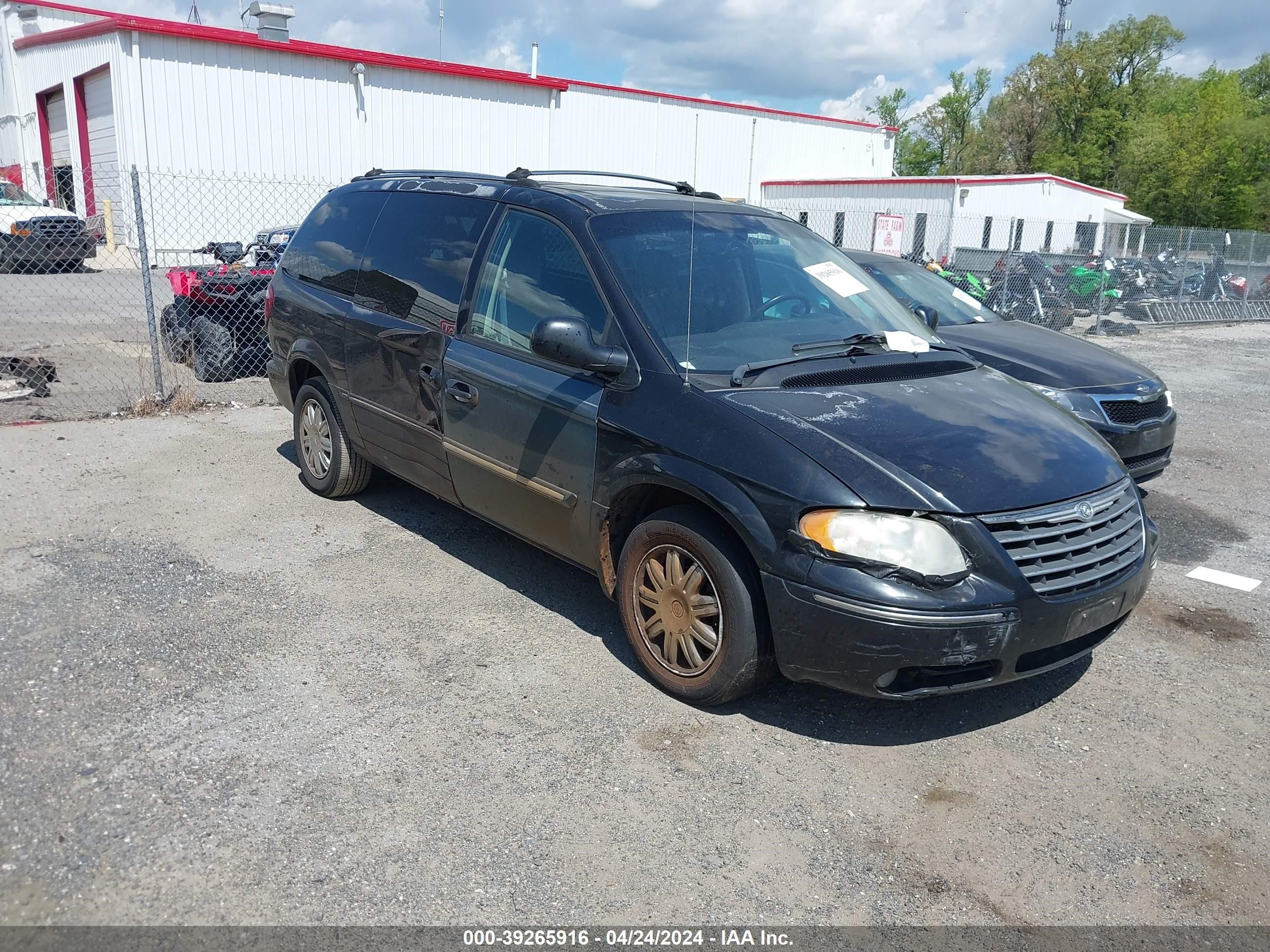 chrysler town & country 2005 2c4gp64l05r197184