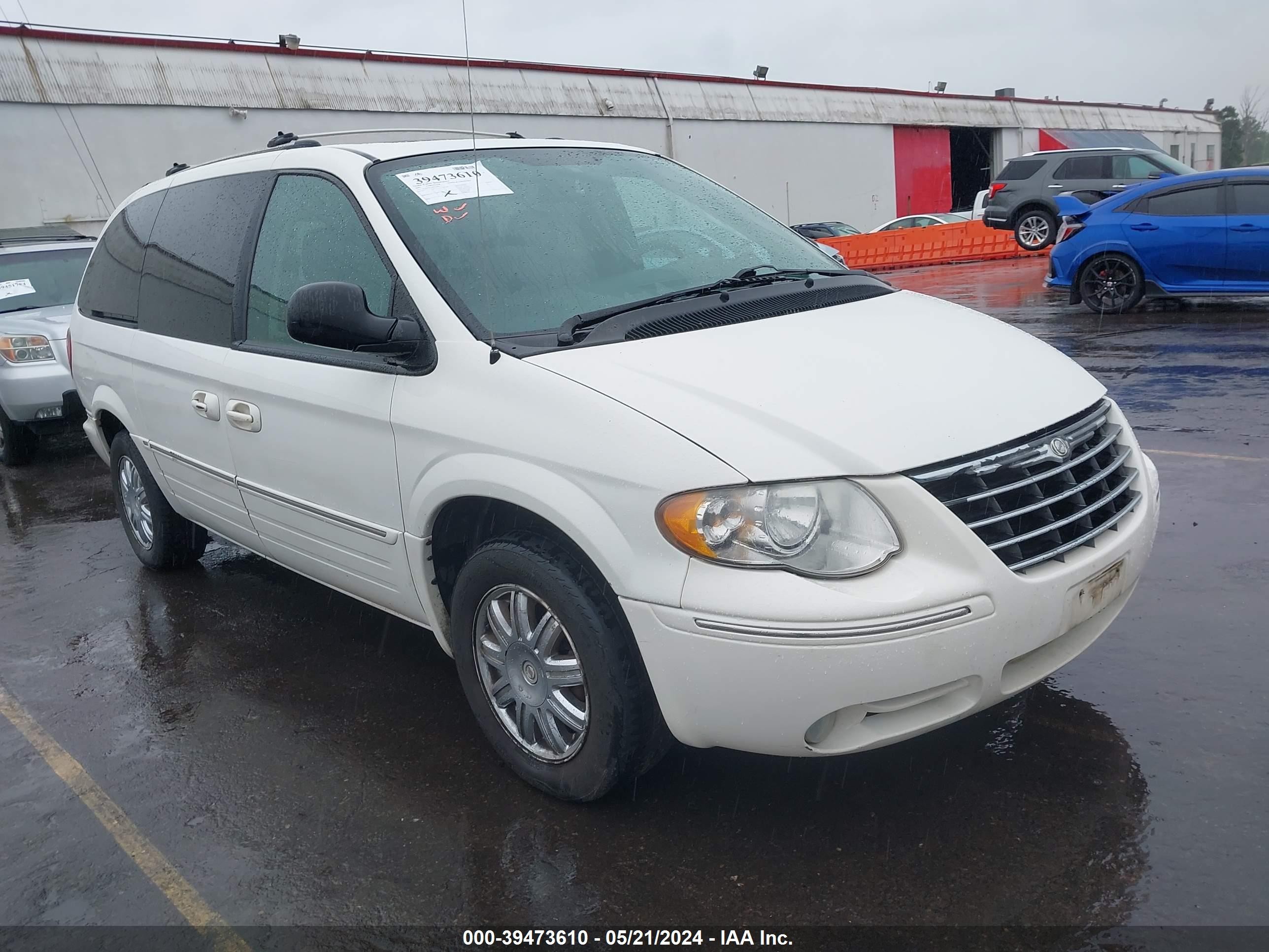 chrysler town & country 2005 2c4gp64l65r259087