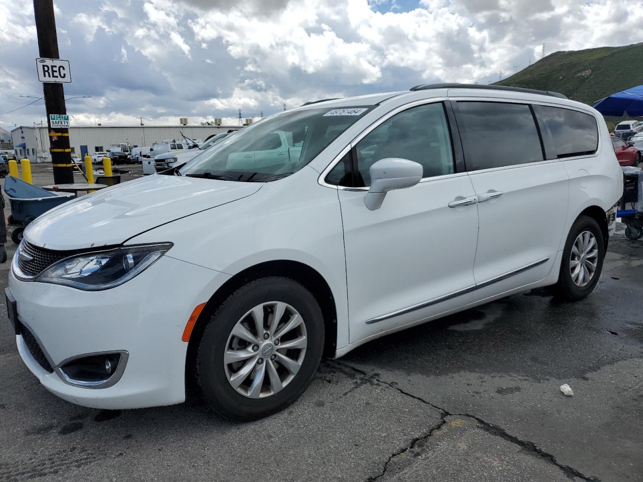 chrysler pacifica 2017 2c4rc1bg0hr588269