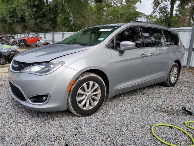 chrysler pacifica t 2017 2c4rc1bg0hr762468